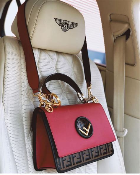 Louis Vuitton There’s no doubt that Louis Vuitton is the most recognizable name on this list. . Mirror quality designer purses